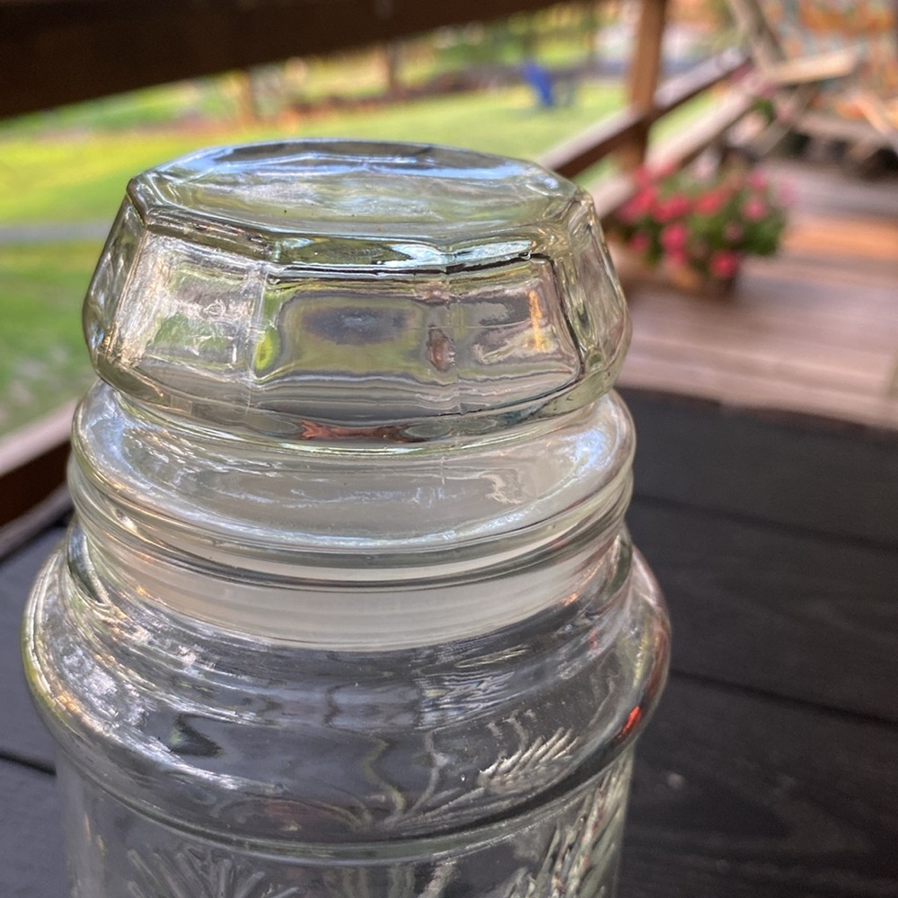 🥜 Mr Peanut Vintage Glass Container🥜 - Picture 3 of 8
